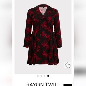 Torrid rose goth trench coat 3x